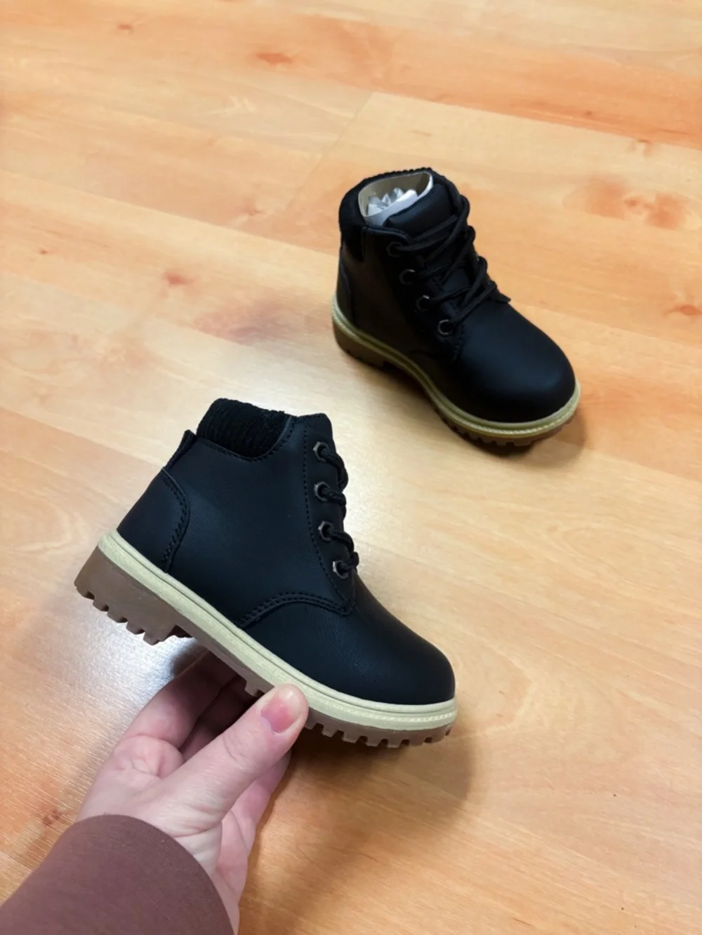 NWOT Fabkids Black Mountain Boot Lace Up Ankle Boots Toddler 7